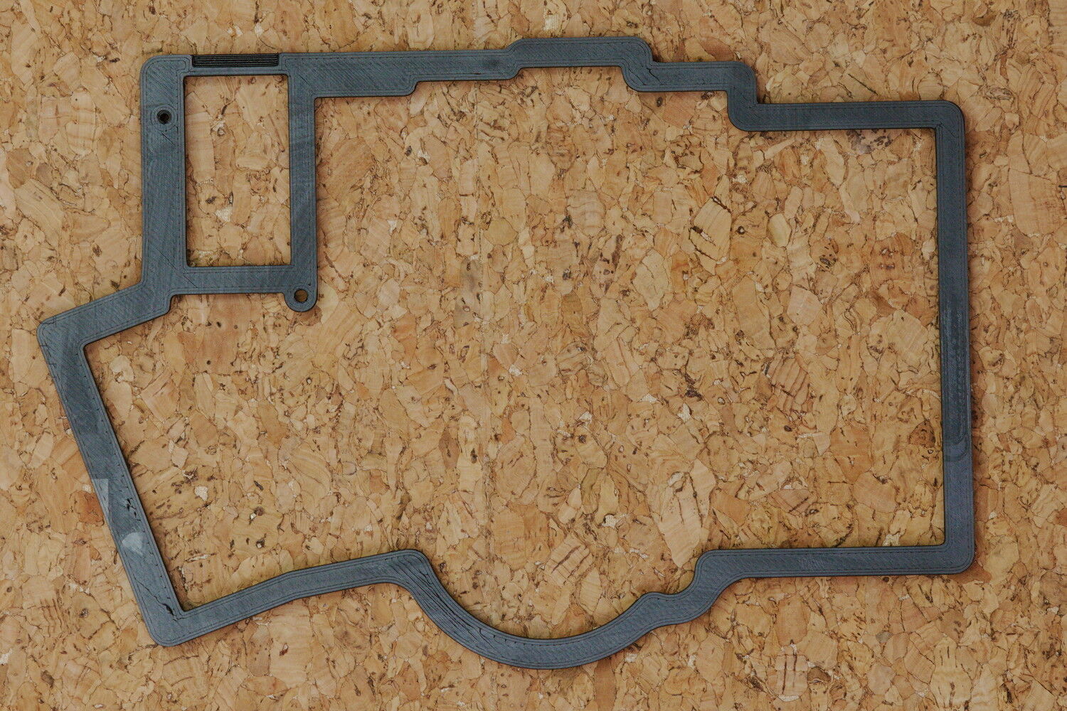 本体フレーム-右